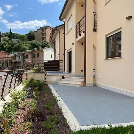 Sotto Le Mura, Torri Siena